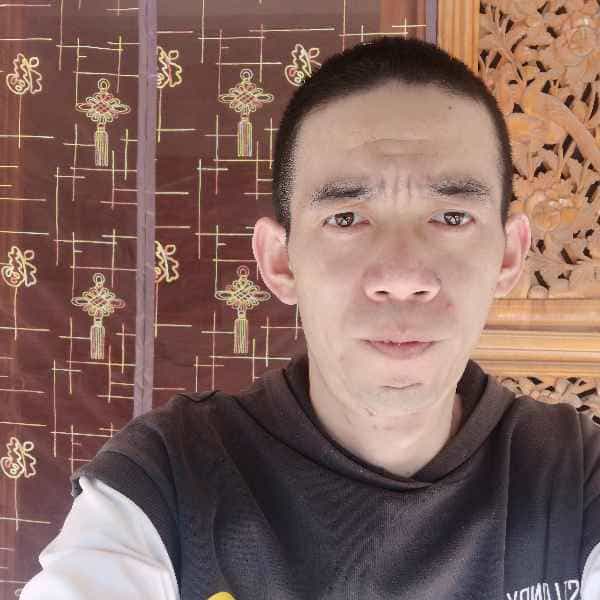 云南35岁单身帅哥真诚找对象-德州征婚相亲网