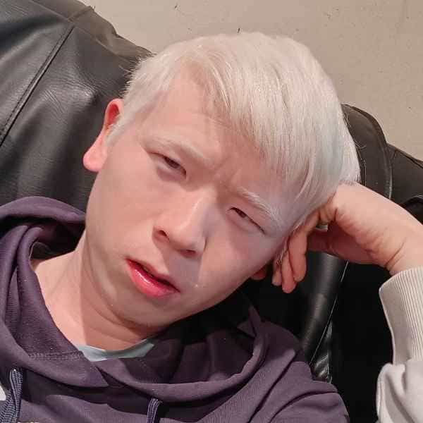 贵州31岁单身帅哥真诚找对象-德州征婚相亲网