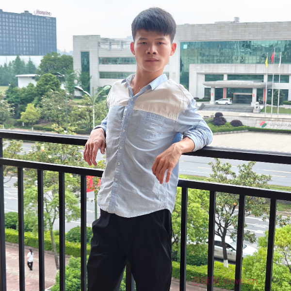 湖南28岁单身帅哥真诚找对象-德州征婚相亲网