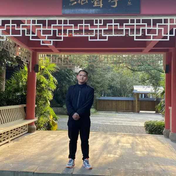 31岁岁重庆单身帅哥 - 德州吉缘网