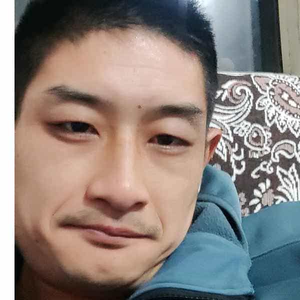 32岁岁湖北单身帅哥 - 德州吉缘网